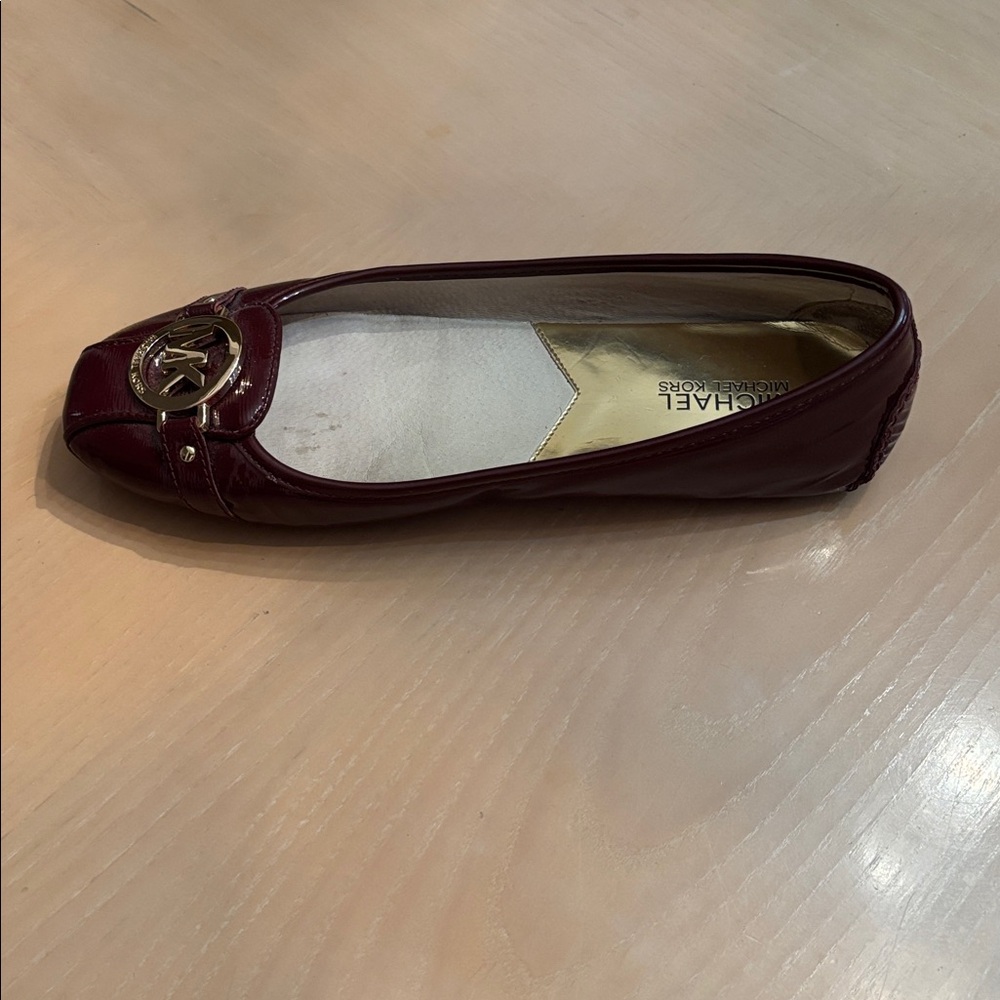 Michael Kors Fulton Merlot Ballet Flat With Gold MK Logo - Size 9.5 M - Picture 4 of 9